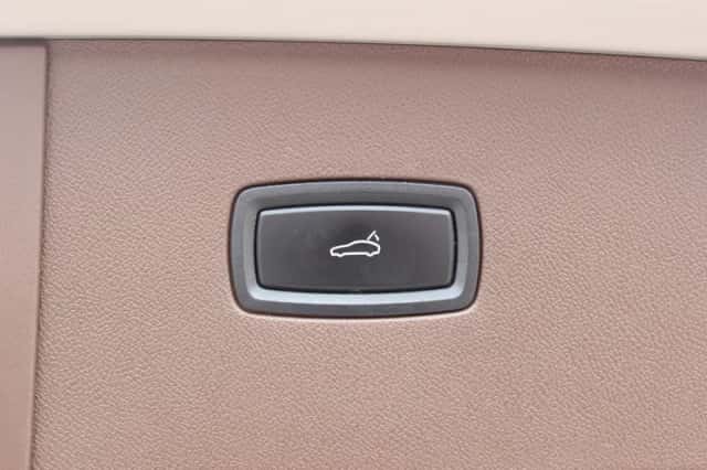 Porsche Cayenne (2022) thumbnail 37