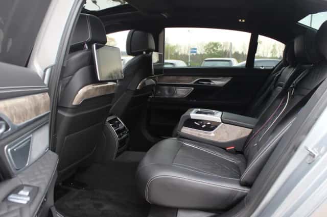 BMW 7-Serie (2020) thumbnail 12