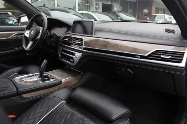 BMW 7-Serie (2020) thumbnail 18