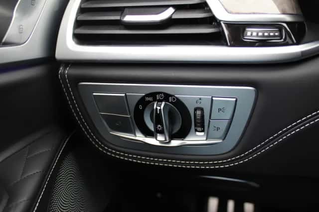 BMW 7-Serie (2020) thumbnail 42
