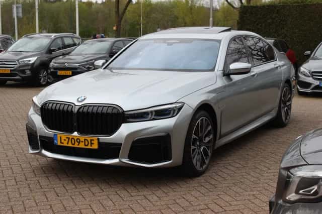 BMW 7-Serie (2020) thumbnail 7