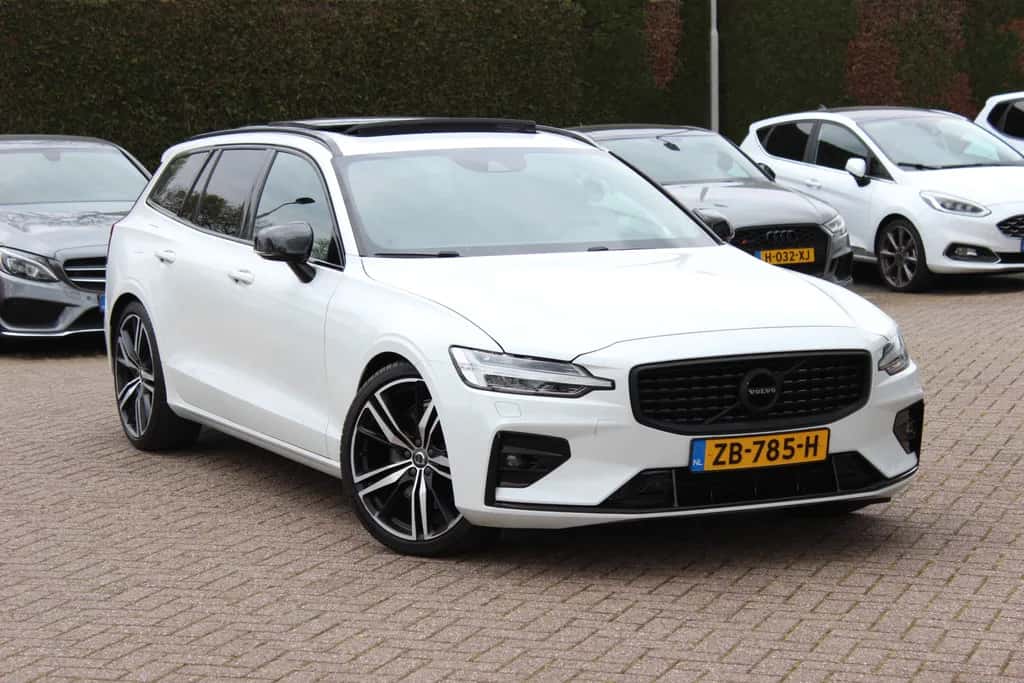 Volvo V60 (2018) — foto 1
