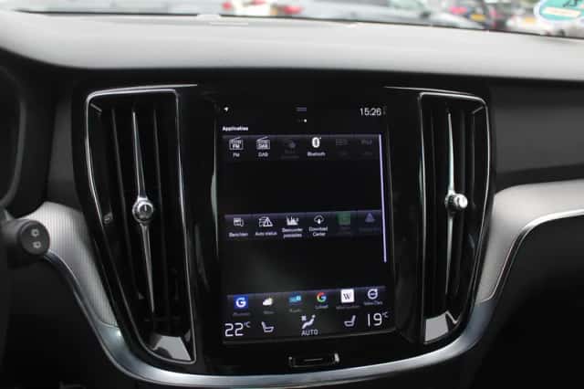 Volvo V60 (2018) thumbnail 23