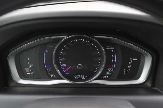 Volvo XC60 (2017) thumbnail 19