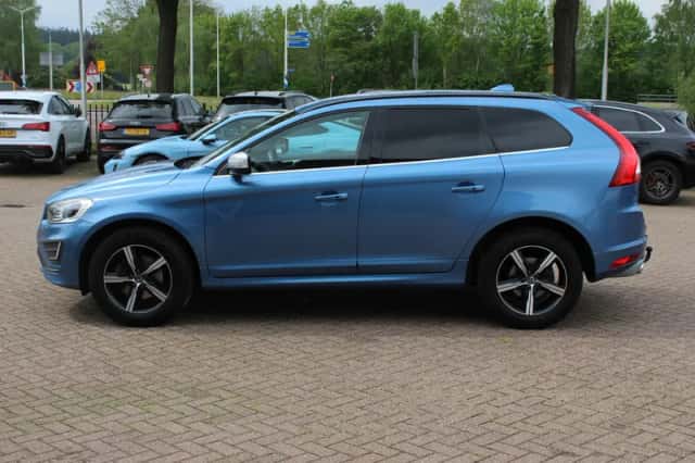 Volvo XC60 (2017) thumbnail 7