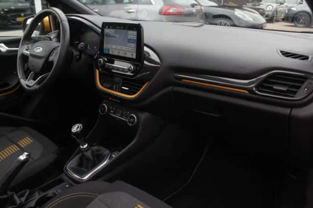 Ford Fiesta (2018) thumbnail 13