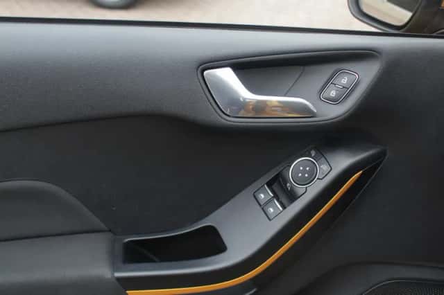 Ford Fiesta (2018) thumbnail 30