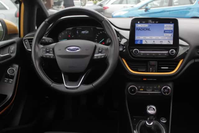 Ford Fiesta (2018) thumbnail 9