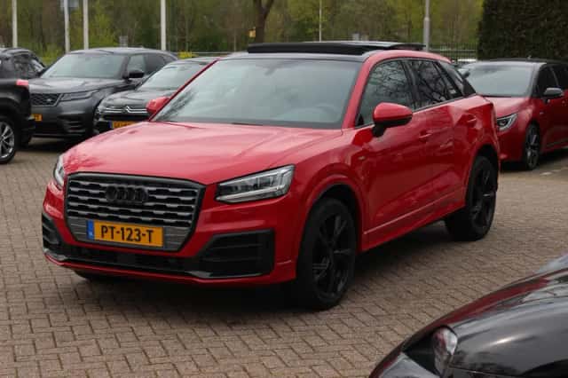 Audi Q2 (2017) thumbnail 6