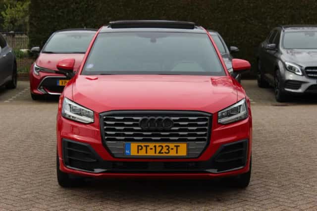 Audi Q2 (2017) thumbnail 8