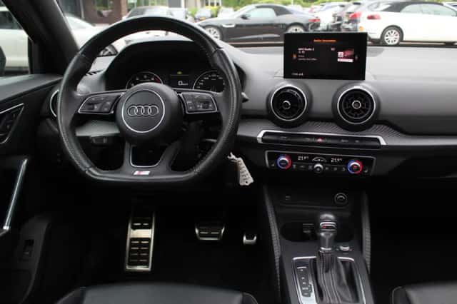 Audi Q2 (2017) thumbnail 9