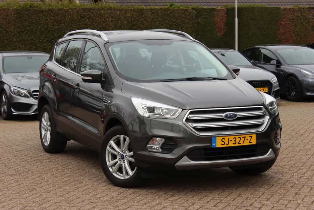 Ford Kuga (2018) — foto 1