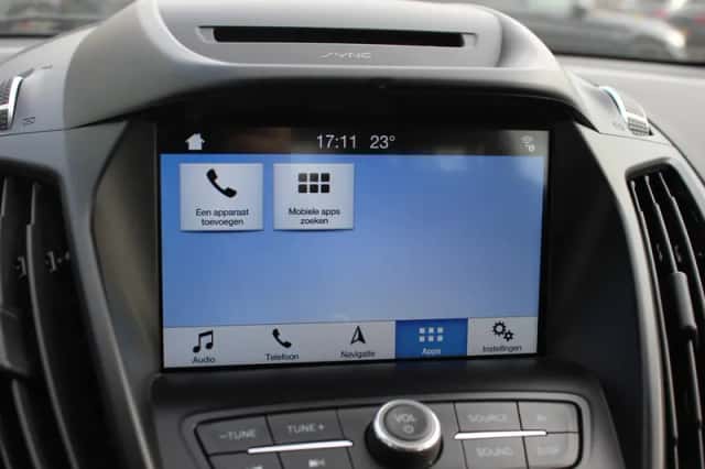 Ford Kuga (2018) thumbnail 22