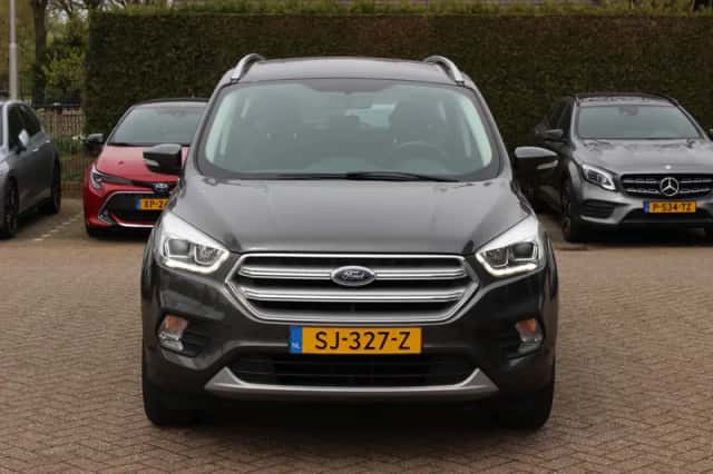 Ford Kuga (2018) thumbnail 8