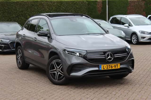 Mercedes-Benz EQA (2021) thumbnail 32