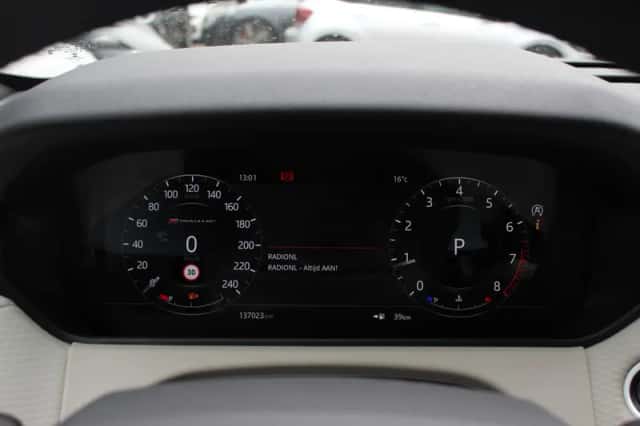 Land Rover Range Rover Velar (2019) thumbnail 18