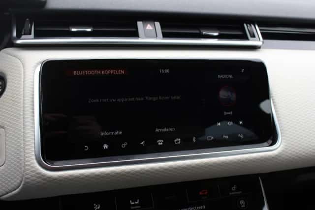 Land Rover Range Rover Velar (2019) thumbnail 25