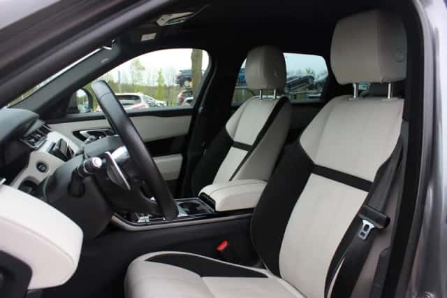 Land Rover Range Rover Velar (2019) thumbnail 4