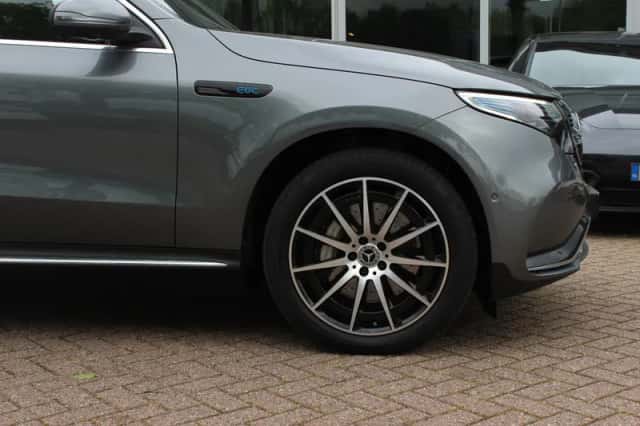 Mercedes-Benz EQC (2020) thumbnail 15