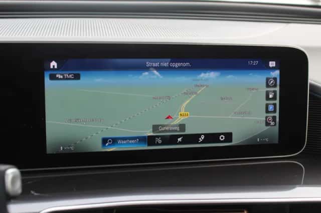 Mercedes-Benz EQC (2020) thumbnail 23