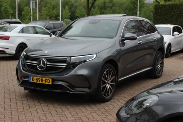 Mercedes-Benz EQC (2020) thumbnail 7