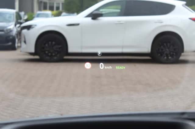 Jaguar I-Pace (2018) thumbnail 23