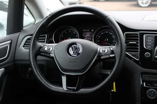 Volkswagen Golf (2014) thumbnail 19
