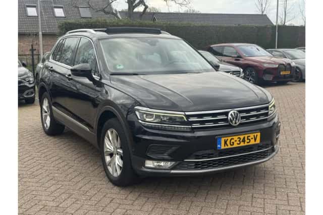 Volkswagen Tiguan (2016) thumbnail 5