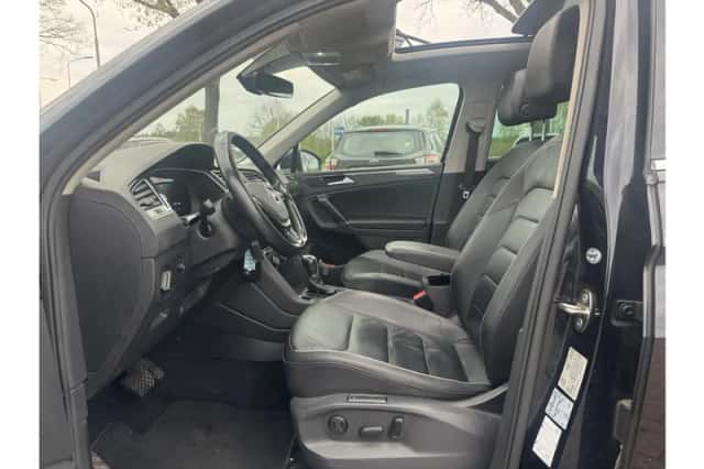 Volkswagen Tiguan (2016) thumbnail 7