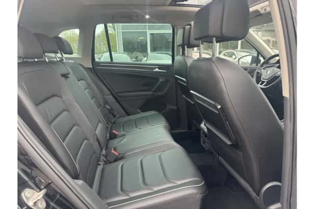 Volkswagen Tiguan (2016) thumbnail 9