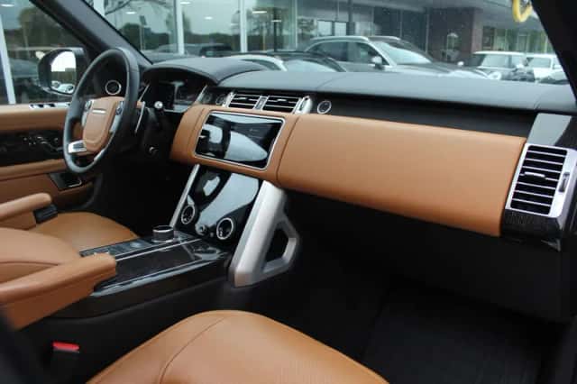 Land Rover Range Rover (2018) thumbnail 13