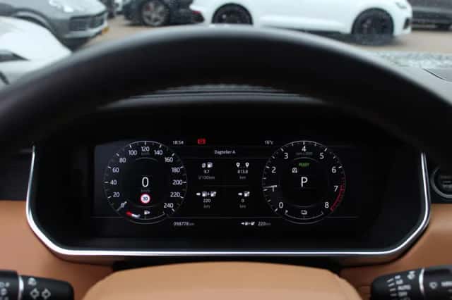 Land Rover Range Rover (2018) thumbnail 18