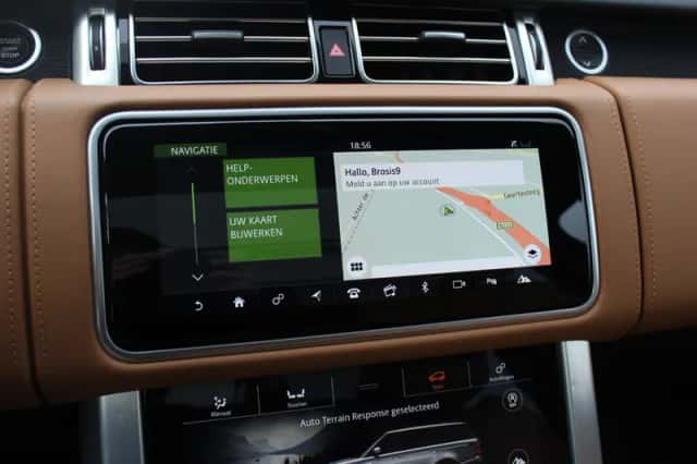 Land Rover Range Rover (2018) thumbnail 25