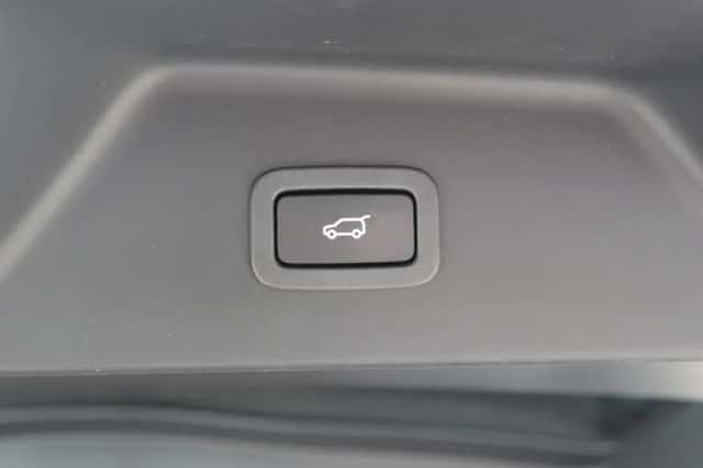 Land Rover Range Rover (2018) thumbnail 39