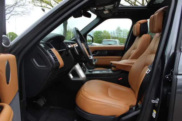 Land Rover Range Rover (2018) thumbnail 10