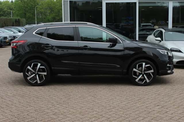 Nissan Qashqai (2019) thumbnail 5