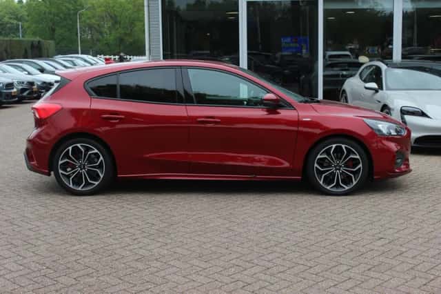 Ford Focus (2019) thumbnail 5