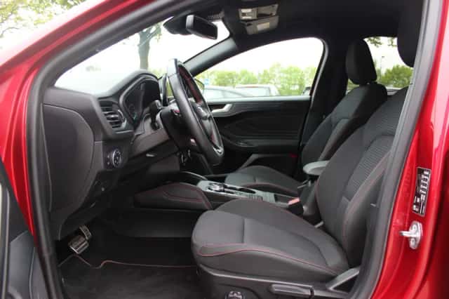 Ford Focus (2019) thumbnail 10