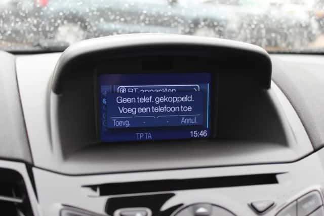 Ford Fiesta (2017) thumbnail 23