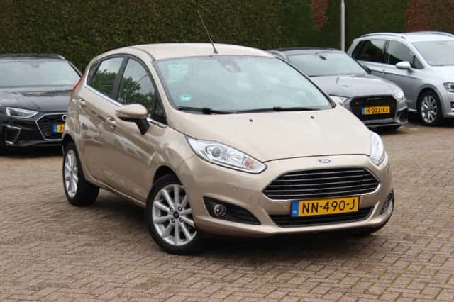 Ford Fiesta (2017) thumbnail 36
