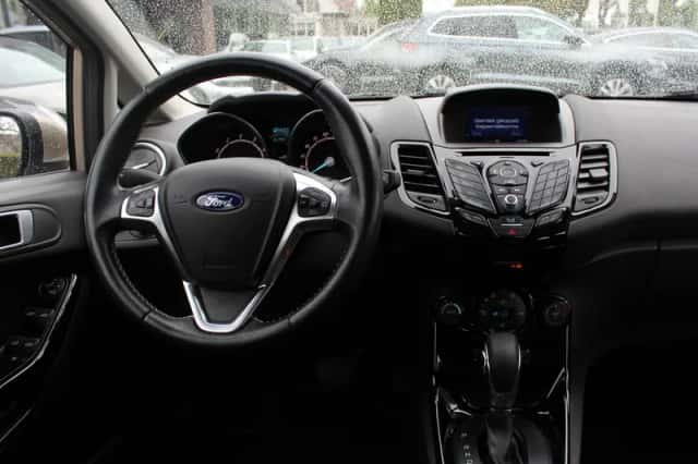 Ford Fiesta (2017) thumbnail 9