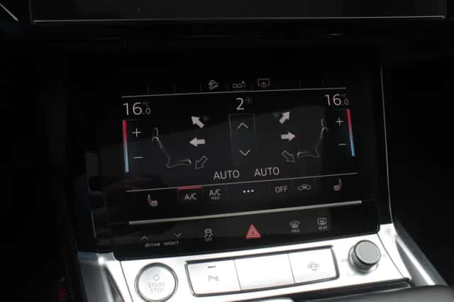 Audi e-tron (2020) thumbnail 16