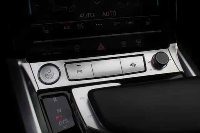 Audi e-tron (2020) thumbnail 18