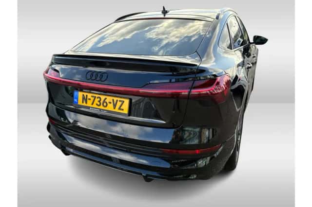 Audi e-tron (2020) thumbnail 4