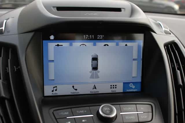 Ford Kuga (2019) thumbnail 25