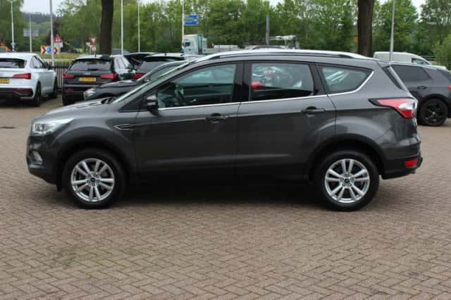 Ford Kuga (2019) thumbnail 7
