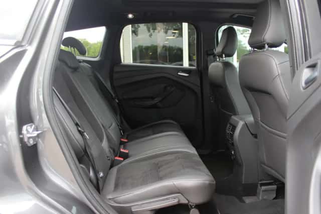 Ford Kuga (2017) thumbnail 12