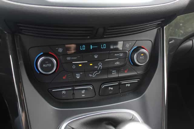 Ford Kuga (2017) thumbnail 27