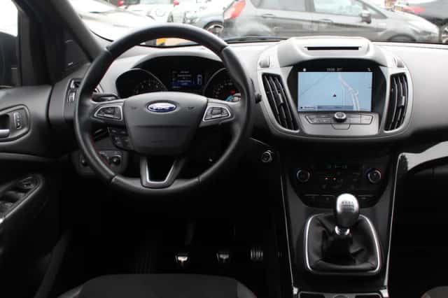 Ford Kuga (2017) thumbnail 9