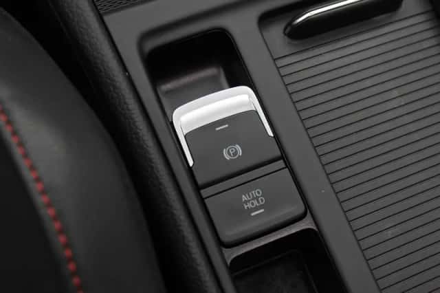 Volkswagen Golf (2016) thumbnail 27